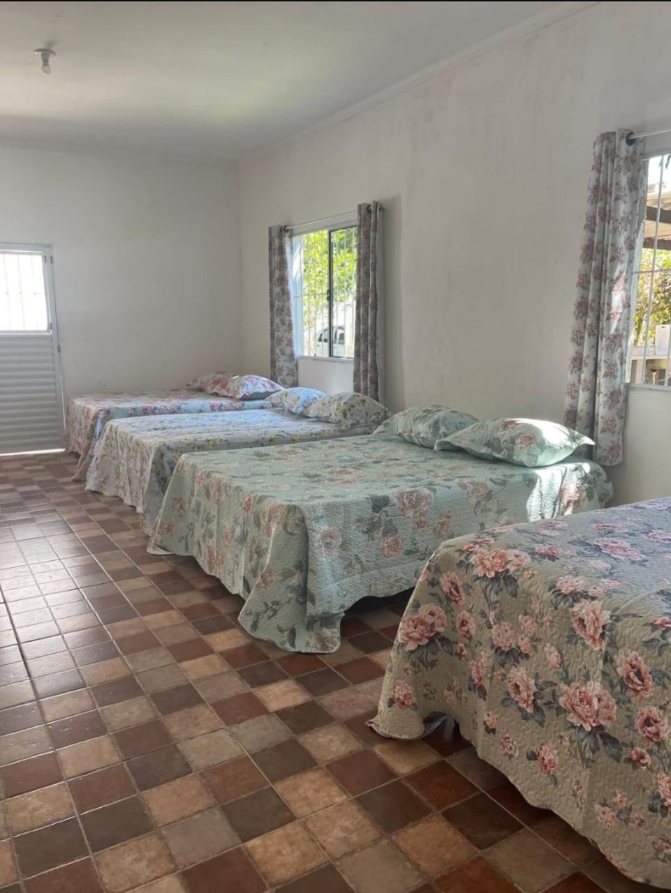 Chacara Completa Com Piscina ,2 Quartos, 20 Pessoas Itariri Extérieur photo
